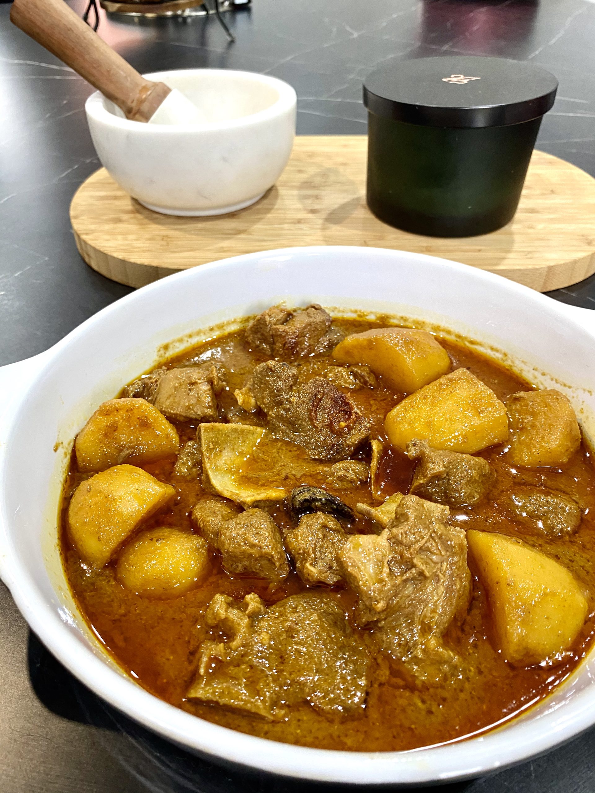 ALOO GOSHT